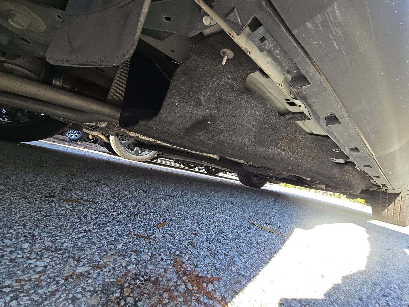 2022 Ford Explorer XLT RWD