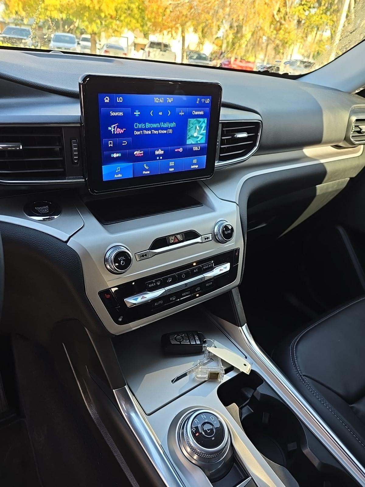 2022 Ford Explorer XLT RWD