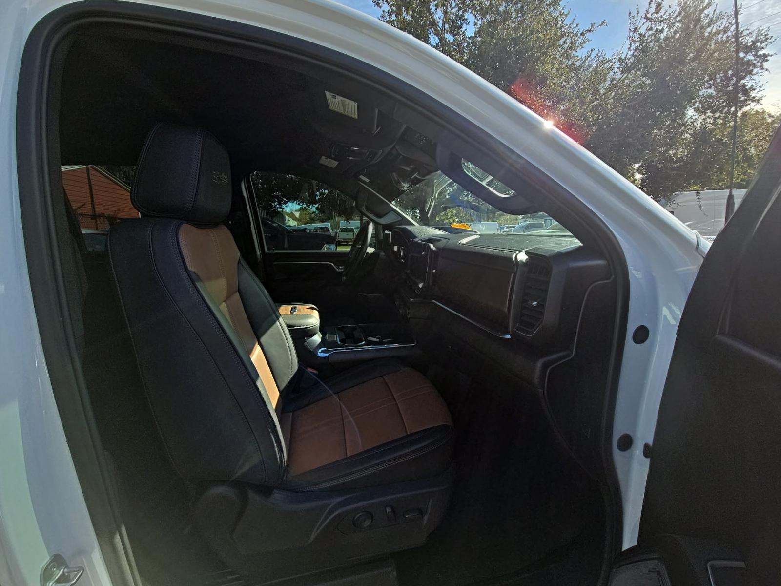 2025 Chevrolet Silverado 2500HD High Country AWD