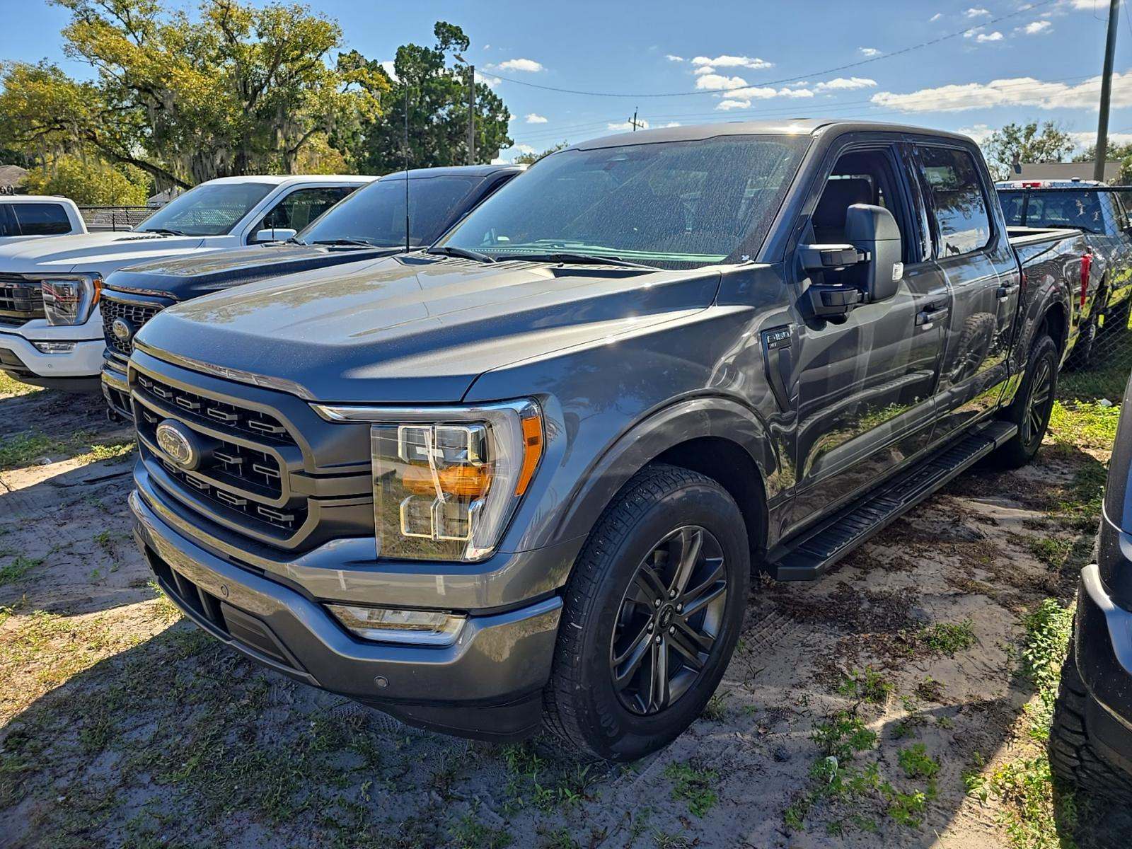 2022 Ford F-150 XLT RWD