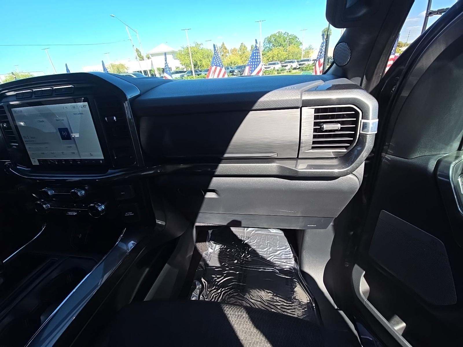 2022 Ford F-150 XLT RWD