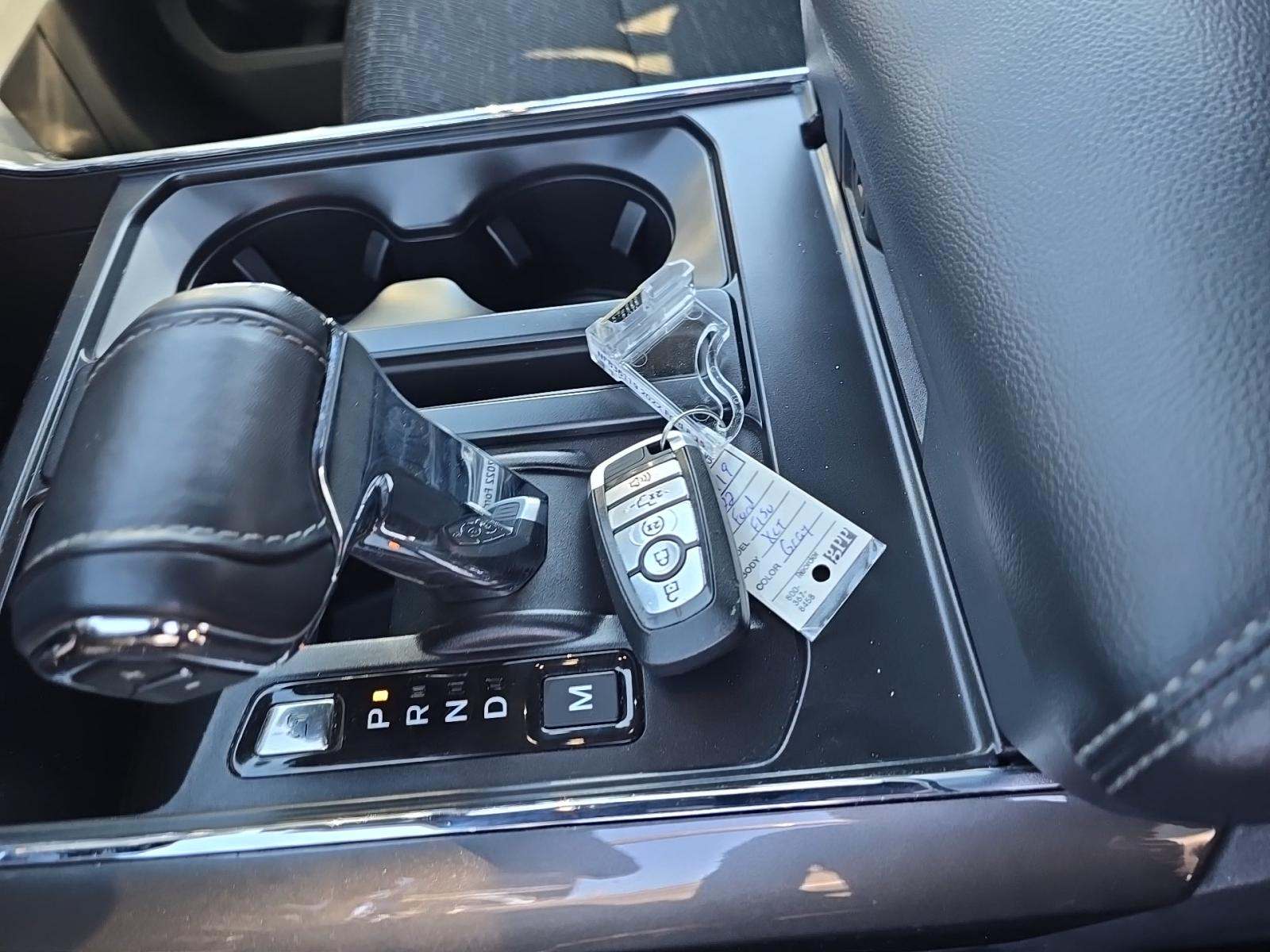 2022 Ford F-150 XLT RWD