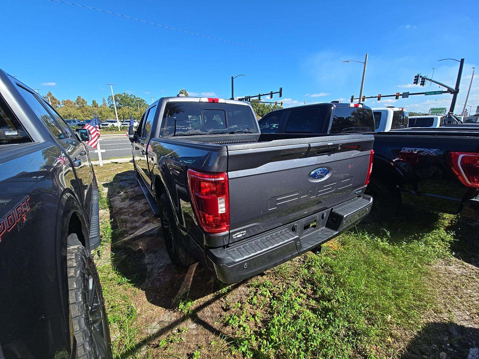 2022 Ford F-150 XLT RWD