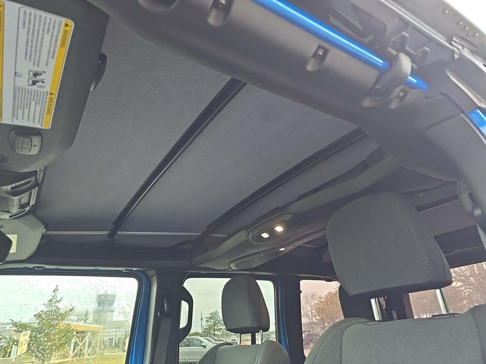 2025 Jeep Wrangler Rubicon AWD