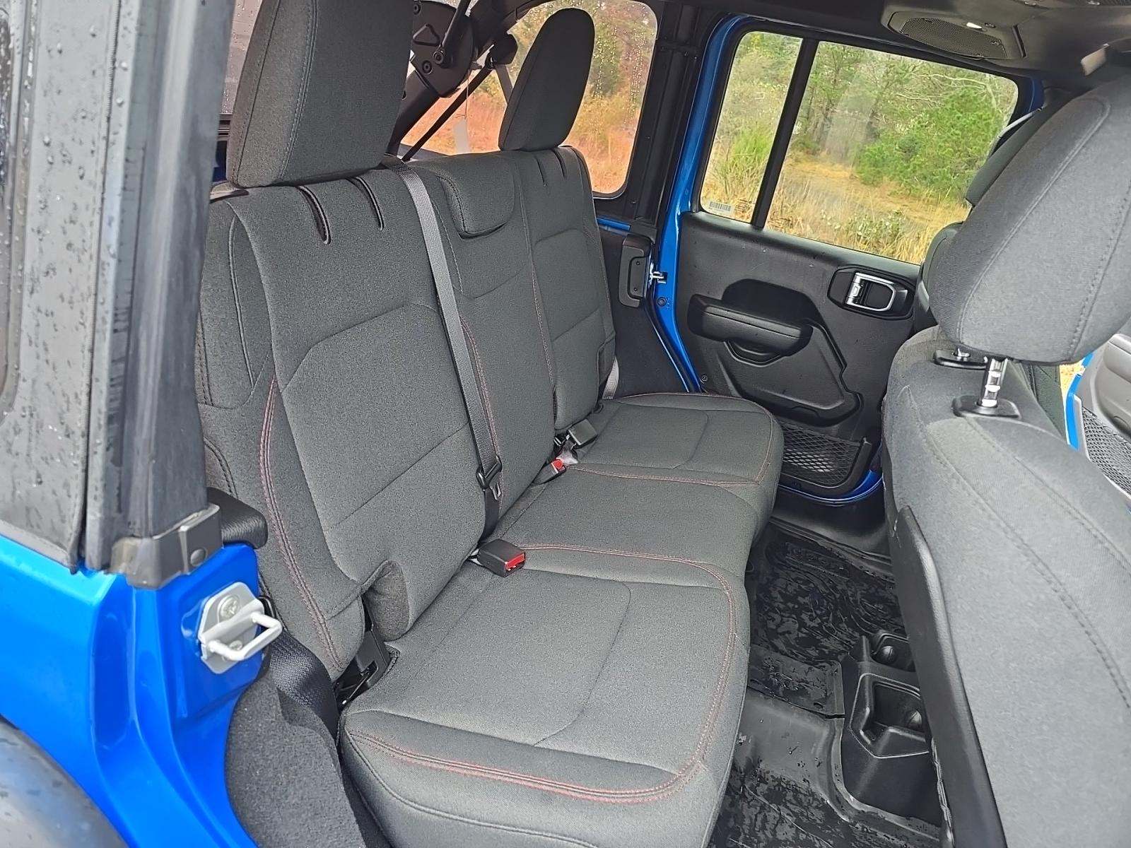 2025 Jeep Wrangler Rubicon AWD