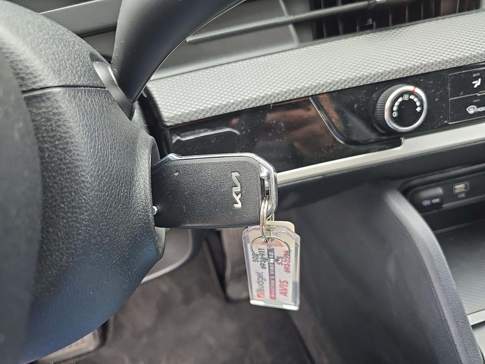 2024 Kia Sportage LX FWD