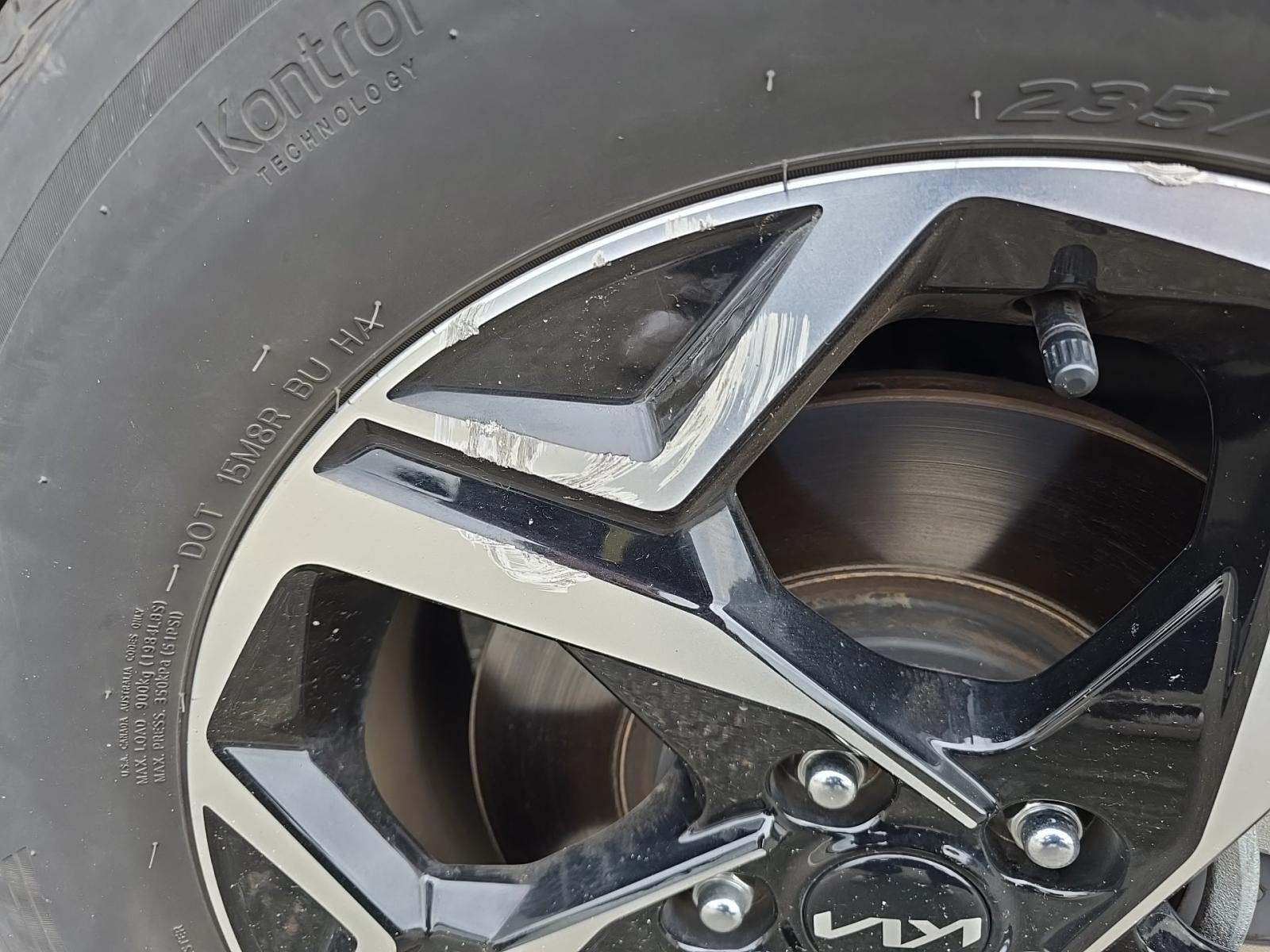 2024 Kia Sportage LX FWD