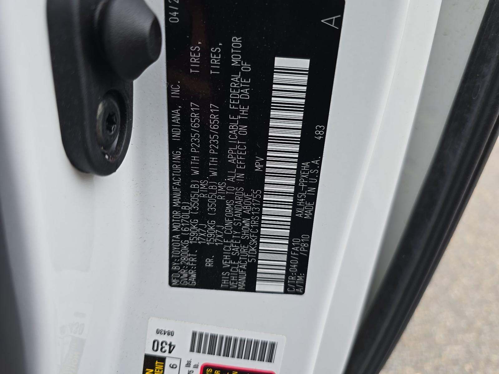 2024 Toyota Sienna LE AWD