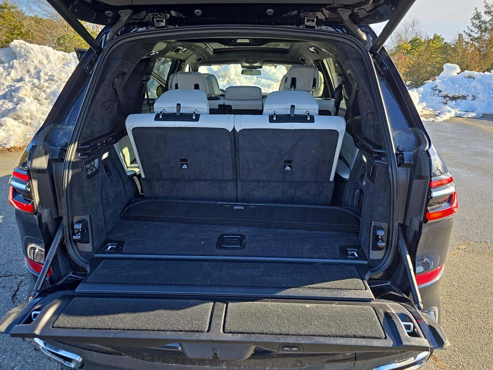 2025 BMW X7 xDrive40i AWD