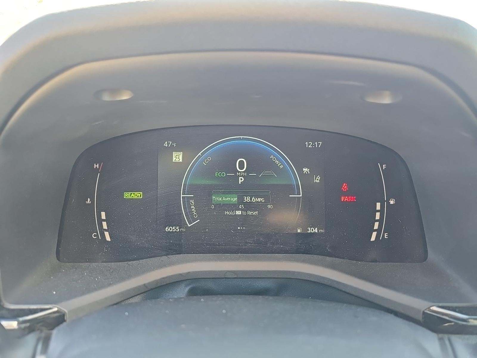 2025 Toyota Camry SE AWD