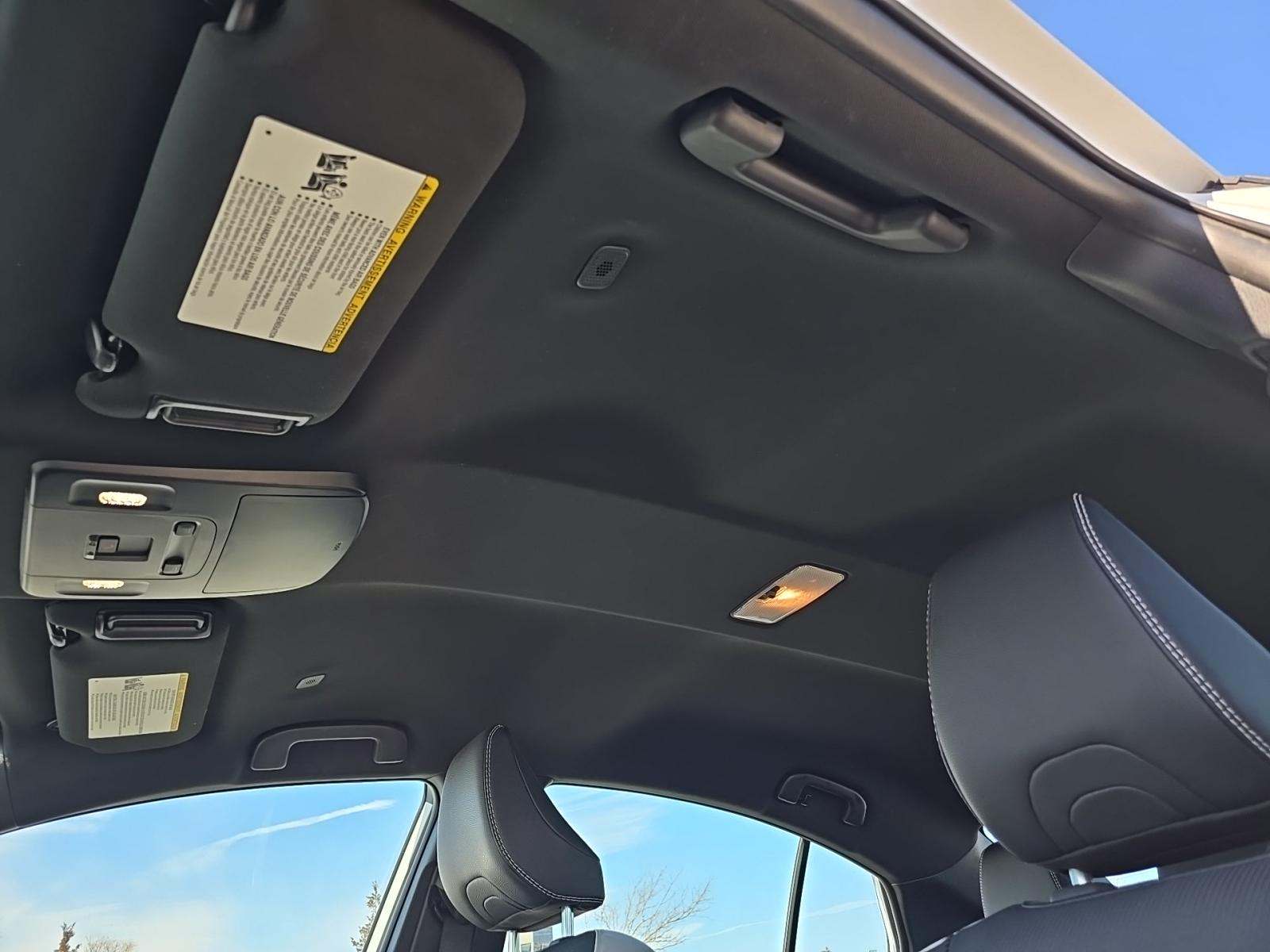 2025 Toyota Camry SE AWD