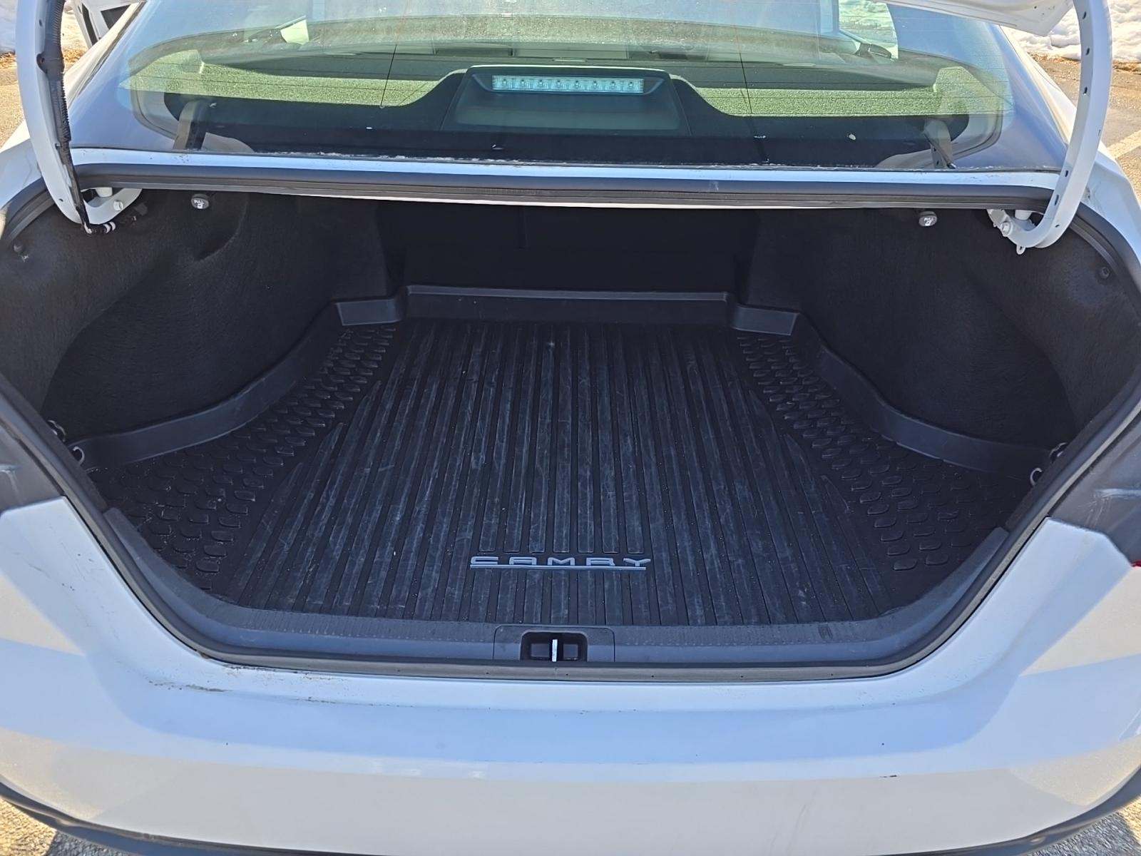 2025 Toyota Camry SE AWD