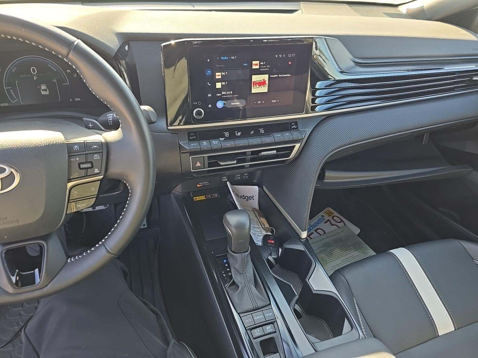 2025 Toyota Camry SE AWD