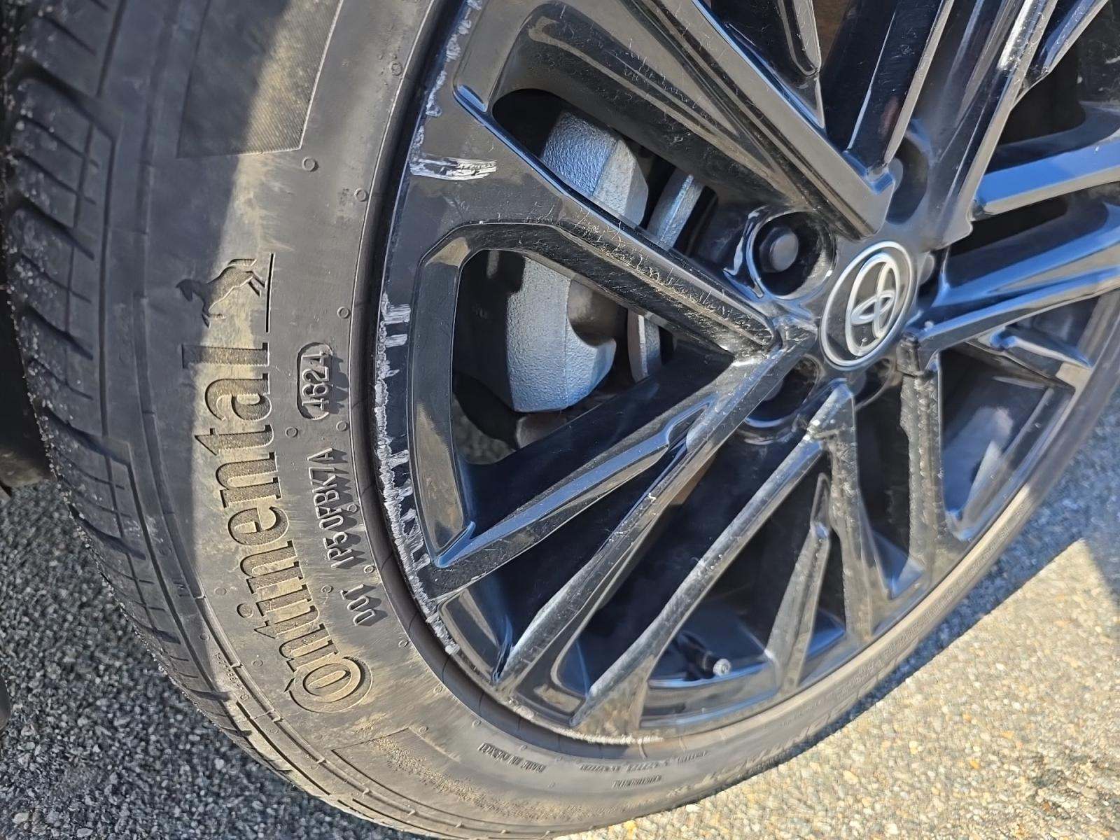 2025 Toyota Camry SE AWD