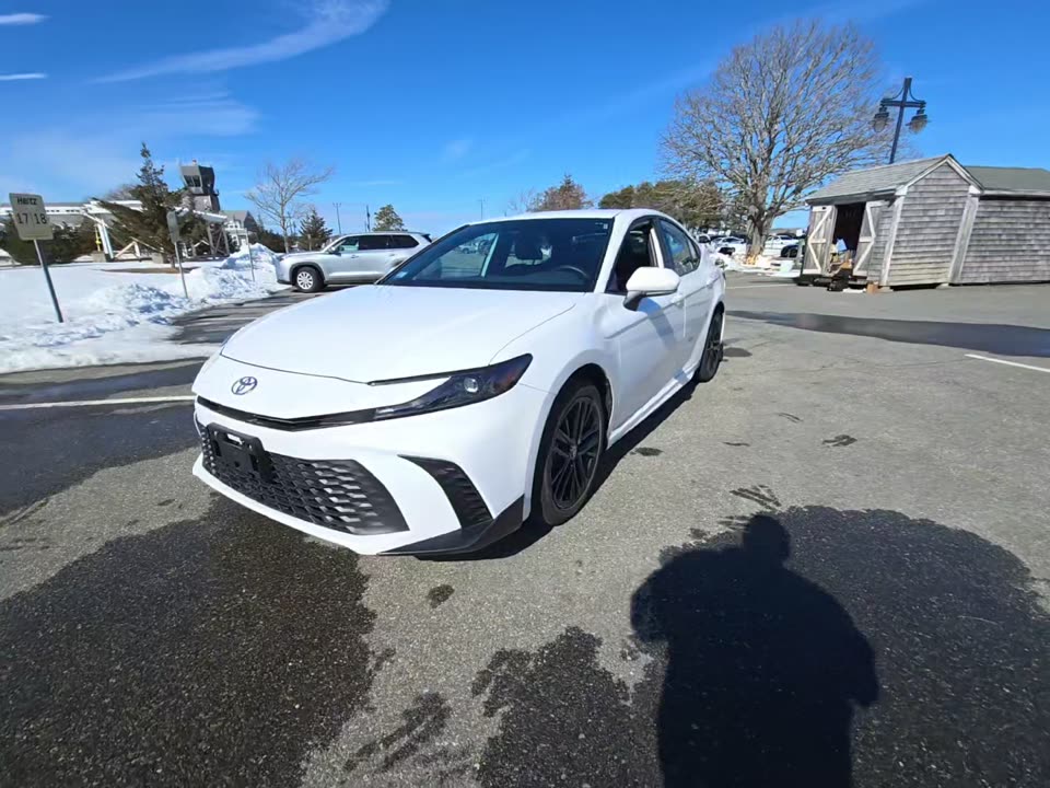 2025 Toyota Camry SE AWD