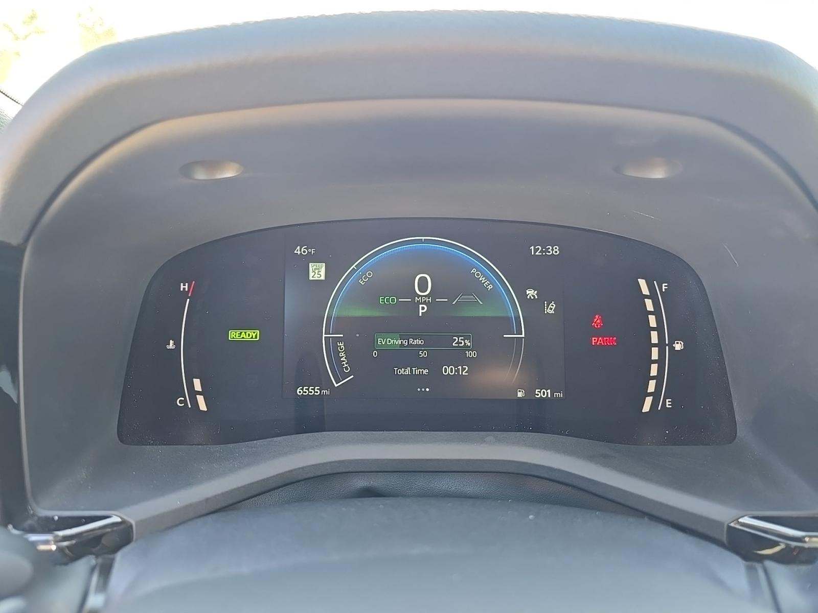 2025 Toyota Camry SE AWD