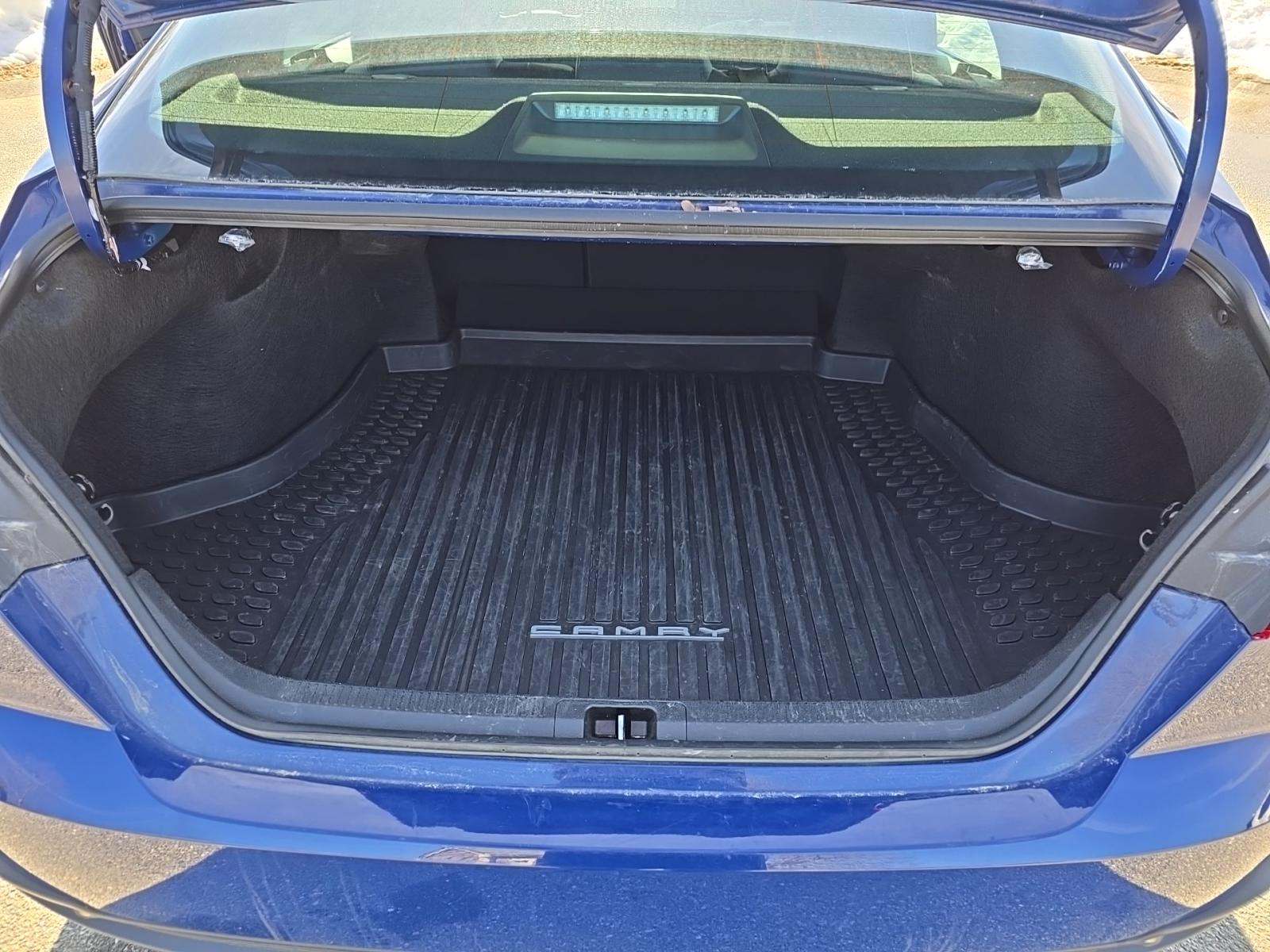 2025 Toyota Camry SE AWD