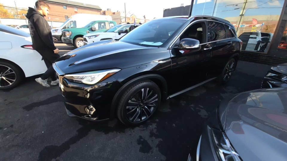 2021 INFINITI QX50 LUXE