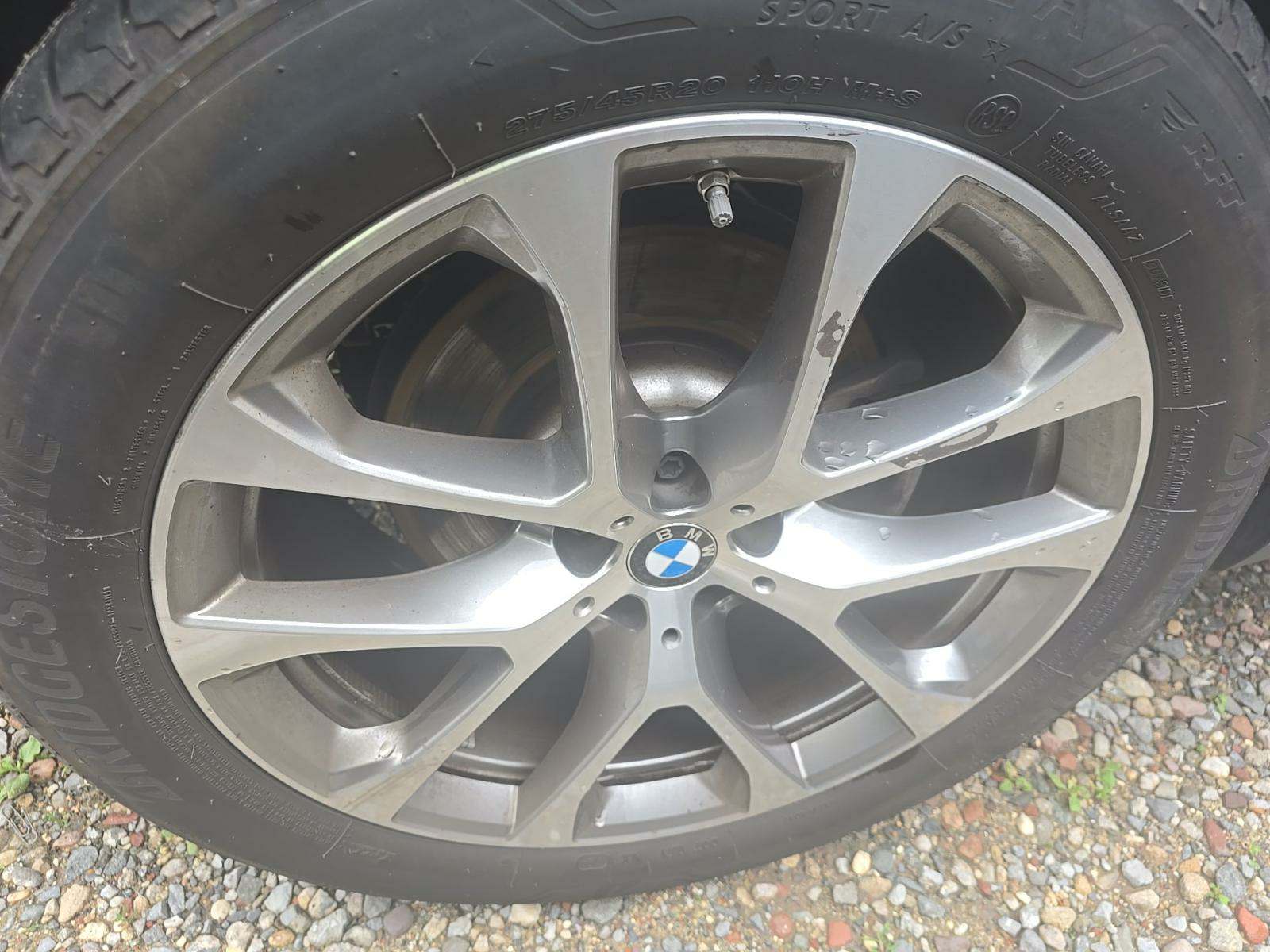 2025 BMW X5 xDrive40i AWD