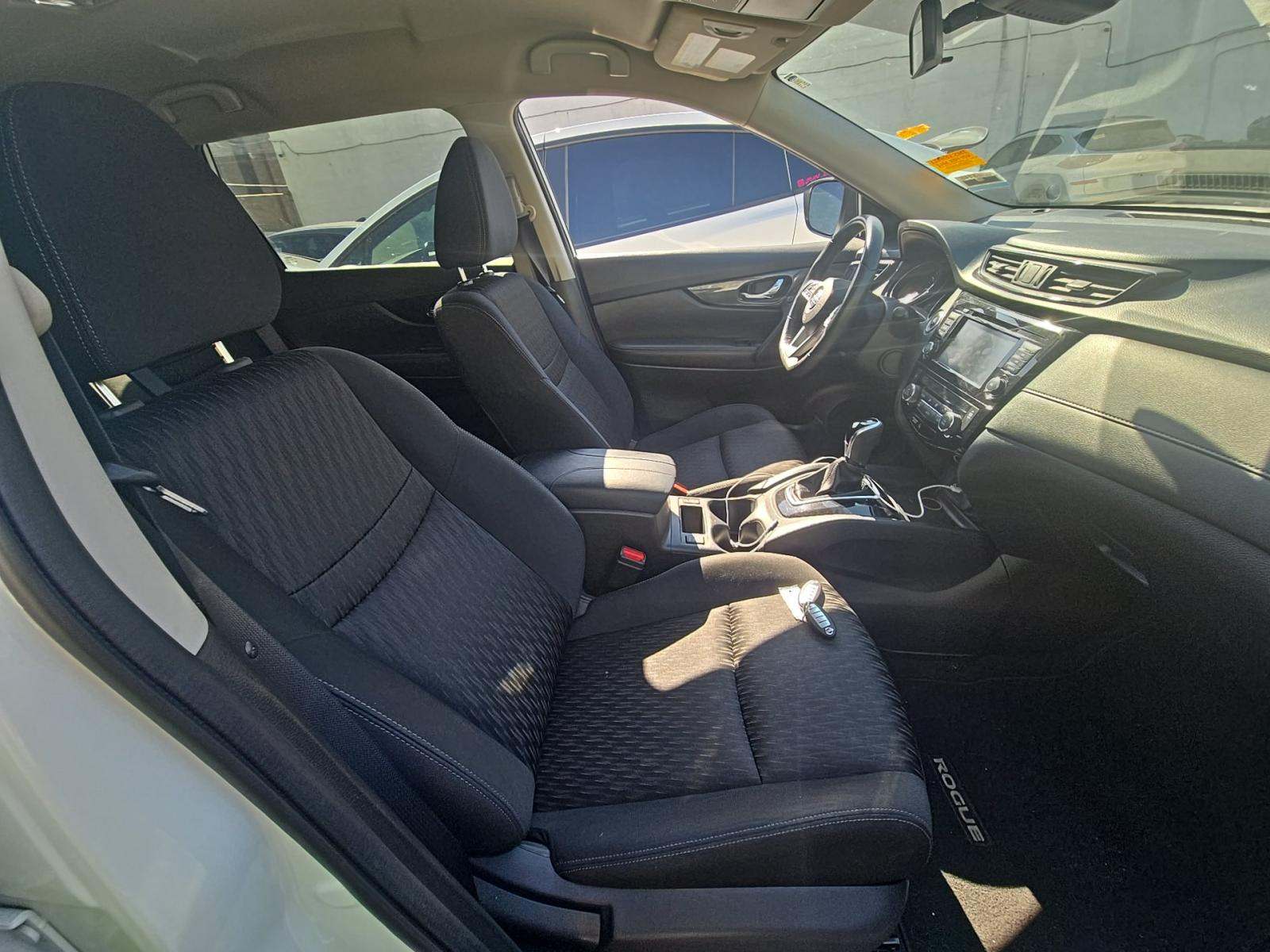 2020 Nissan Rogue SV AWD