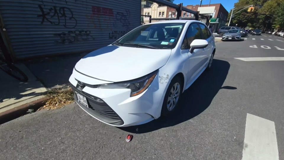 2023 Toyota Corolla LE Sedan