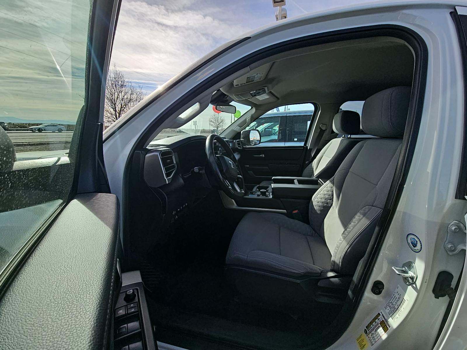 2023 Toyota Tundra SR5 AWD