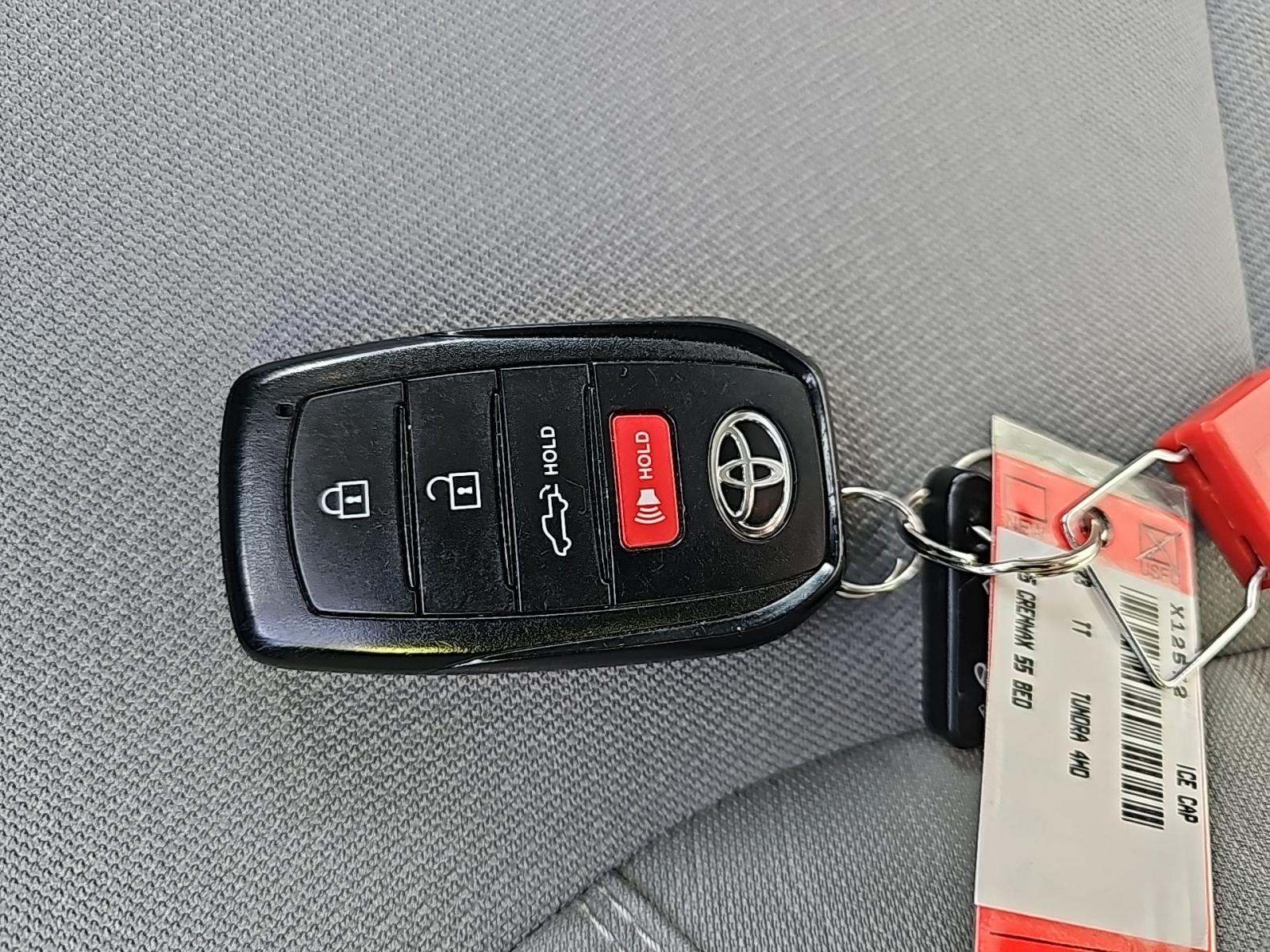 2023 Toyota Tundra SR5 AWD