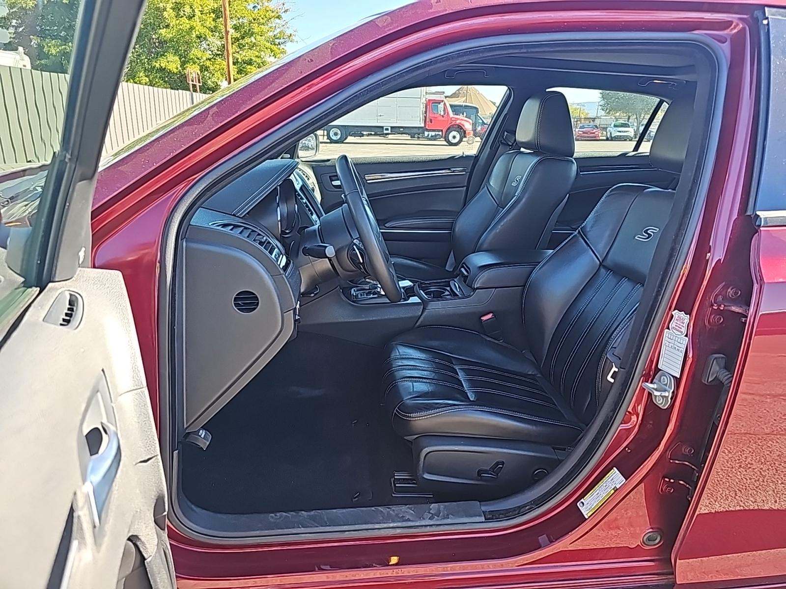 2023 Chrysler 300 300S RWD