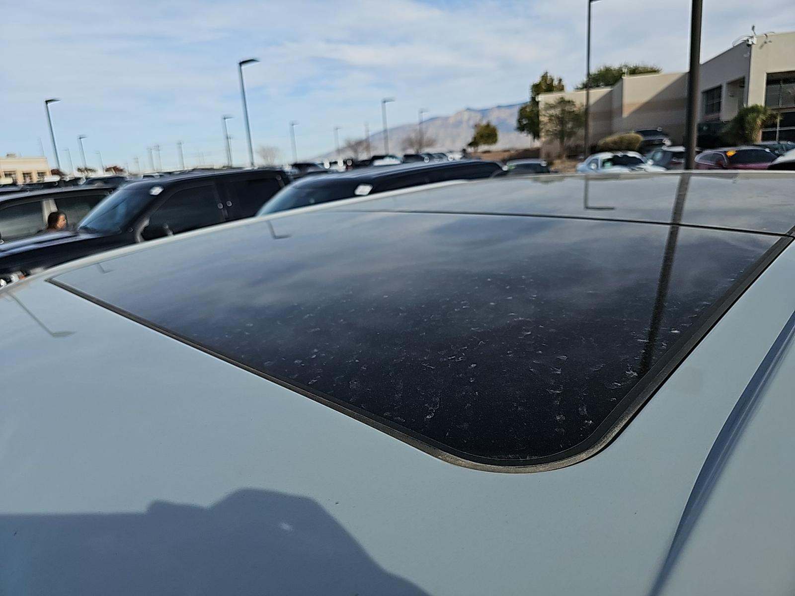 2023 Ford F-150 Hybrid Lariat AWD