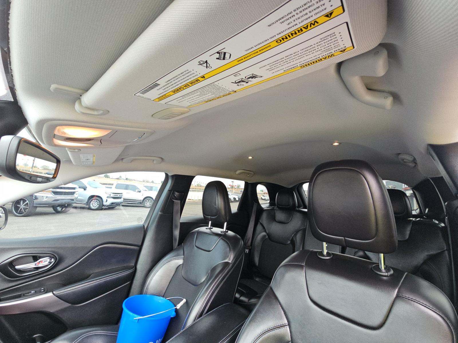 JEEP LATITUDE PLUS - 7