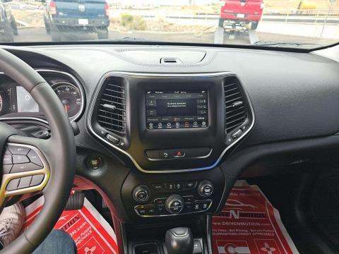 JEEP LATITUDE PLUS - 6