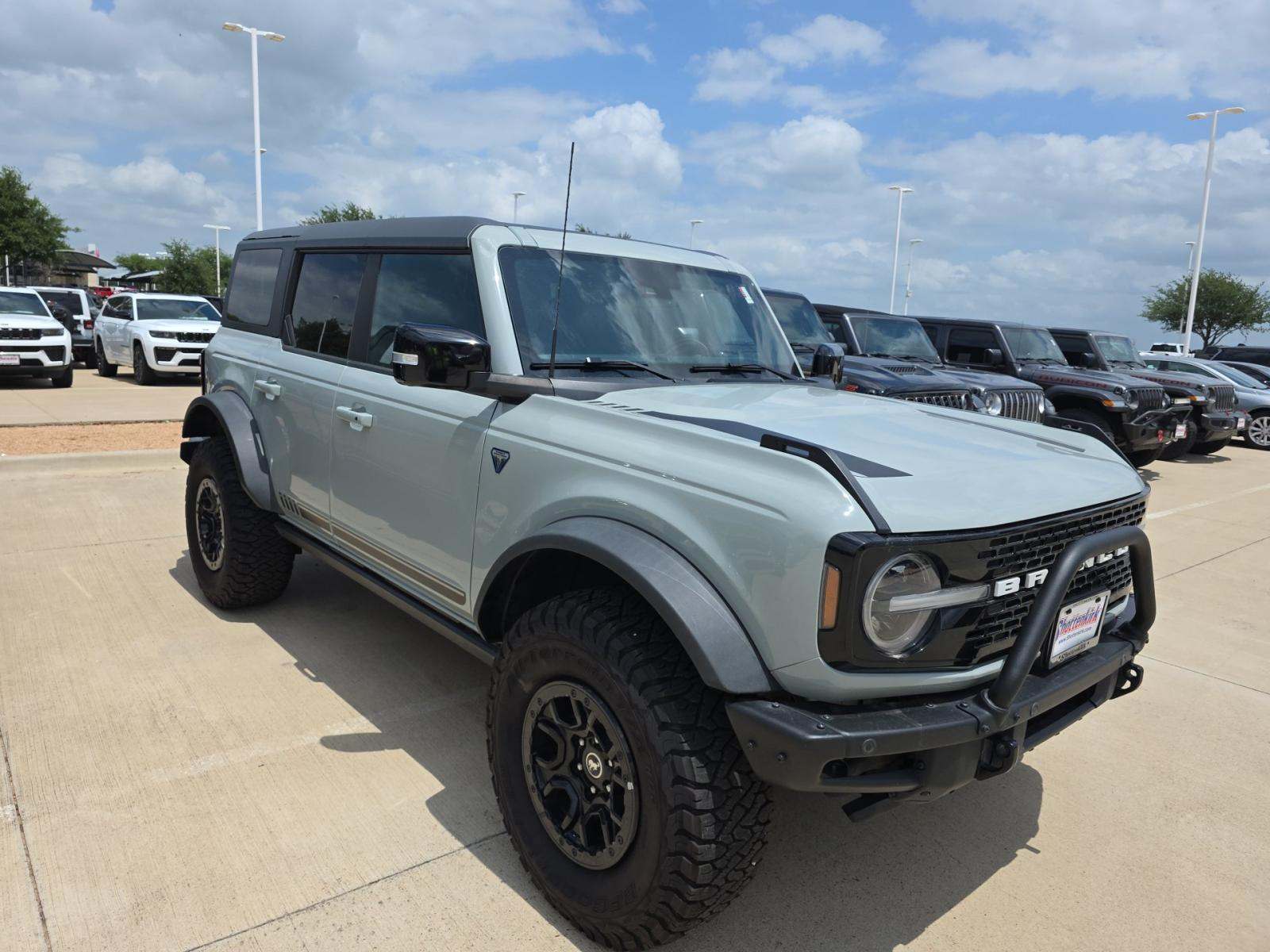 FORD BRONCO - 4