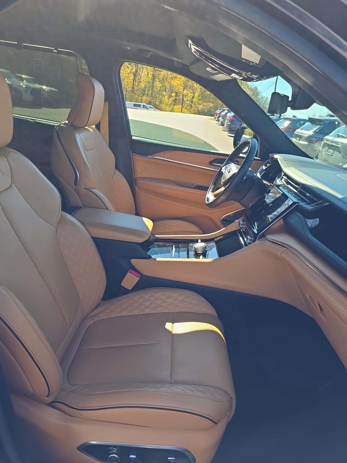 2022 Jeep Grand Cherokee 4xe Summit Reserve AWD