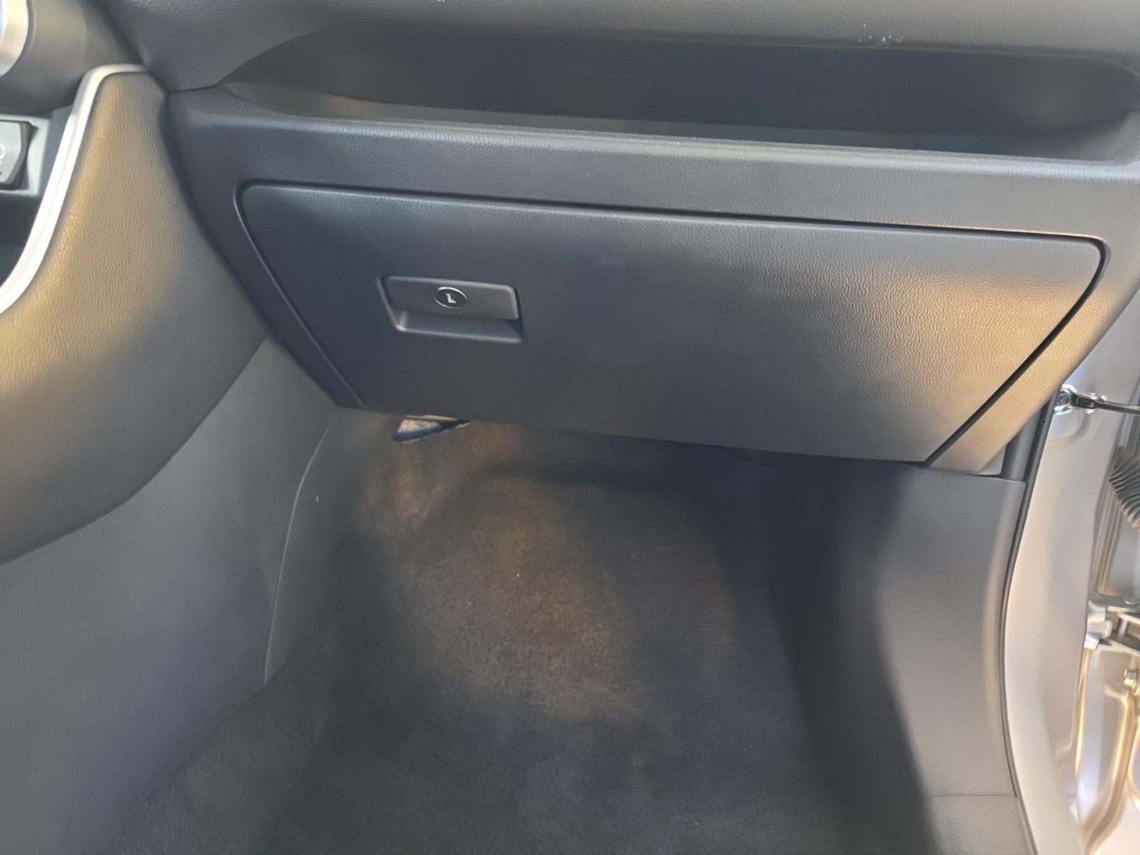 2025 Toyota RAV4 XLE FWD