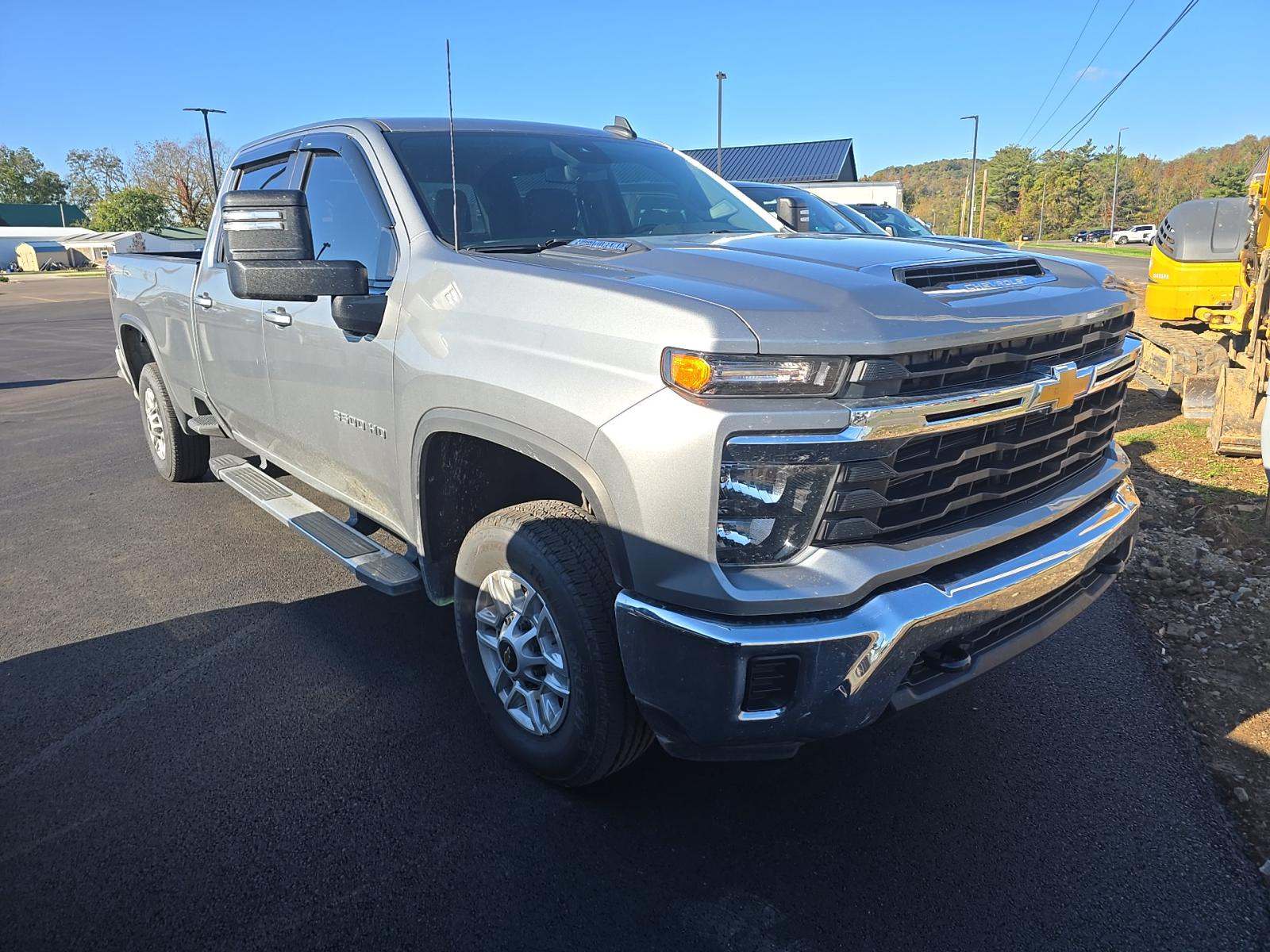 2024 Chevrolet Silverado 3500HD LT AWD