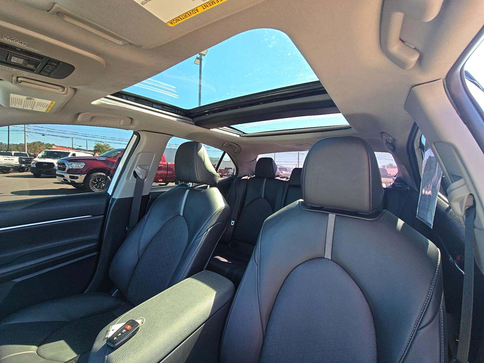 2023 Toyota Camry XSE AWD