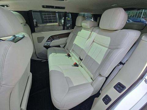 2023 Land Rover Range Rover SE LWB AWD