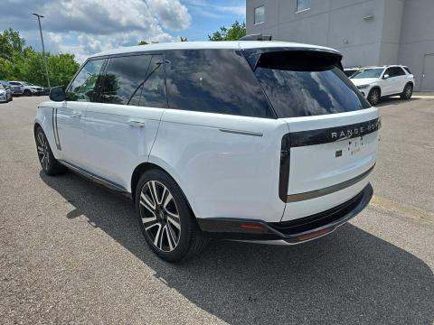 2023 Land Rover Range Rover SE LWB AWD