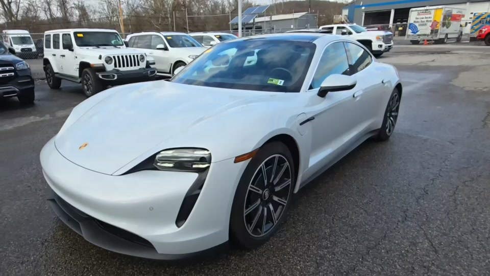 2021 Porsche Taycan 4S Sedan