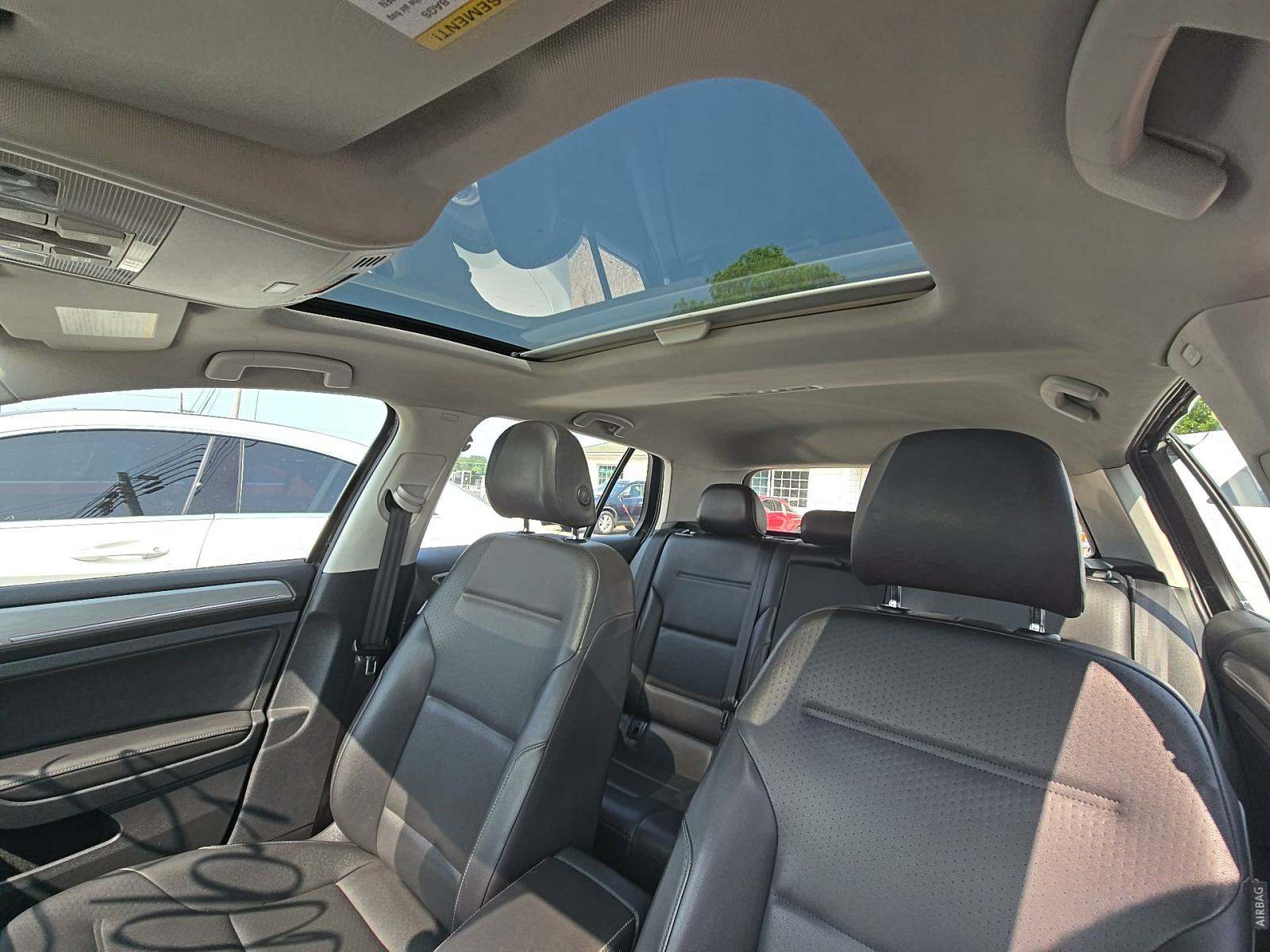 2015 Volkswagen Golf 1.8T S FWD