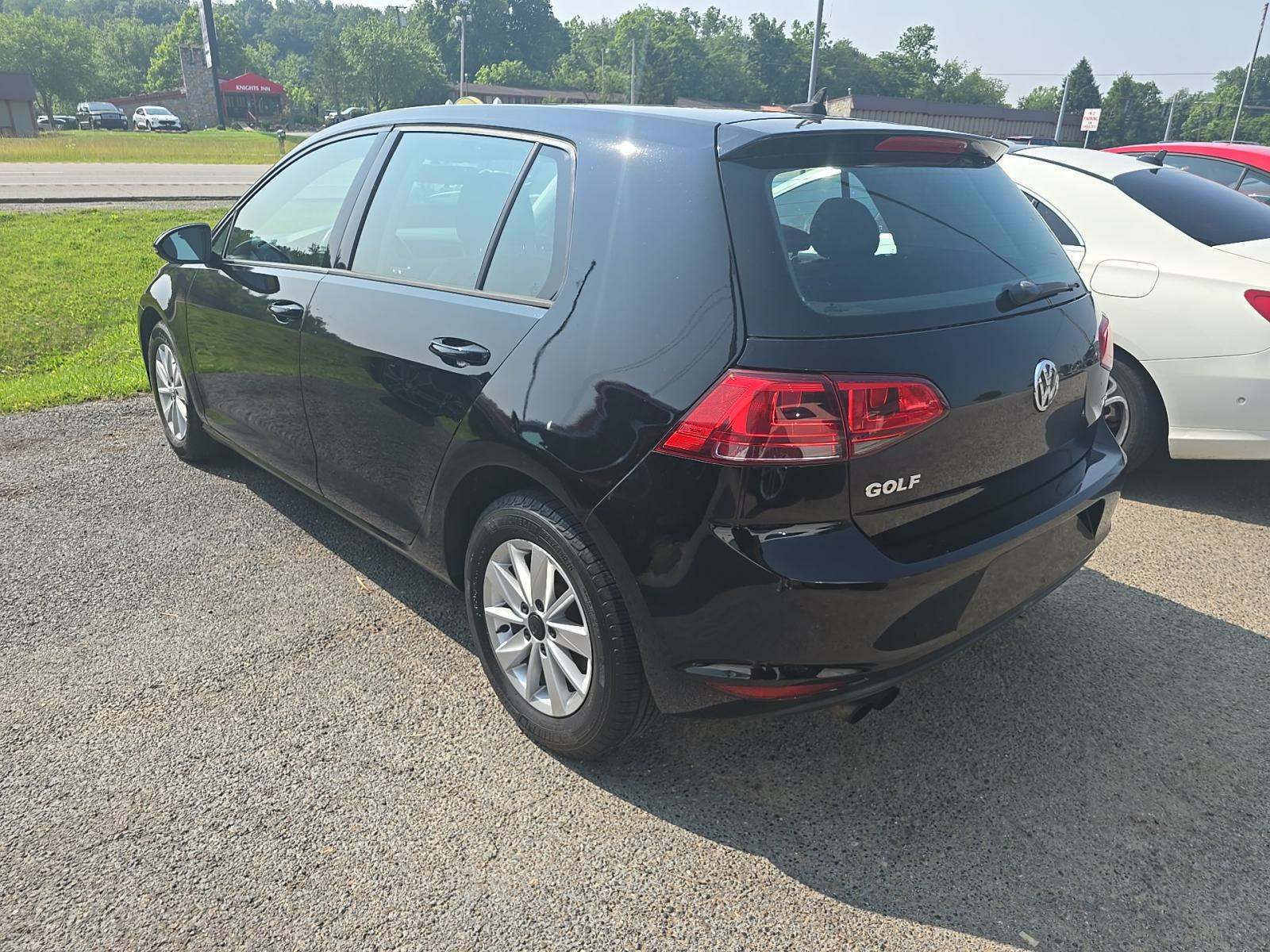 2015 Volkswagen Golf 1.8T S FWD