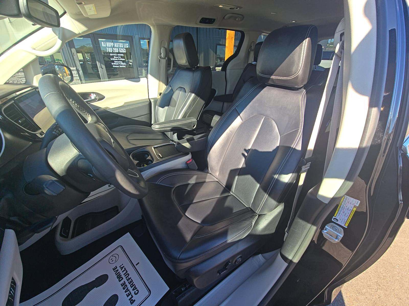 2024 Chrysler Pacifica Touring L FWD