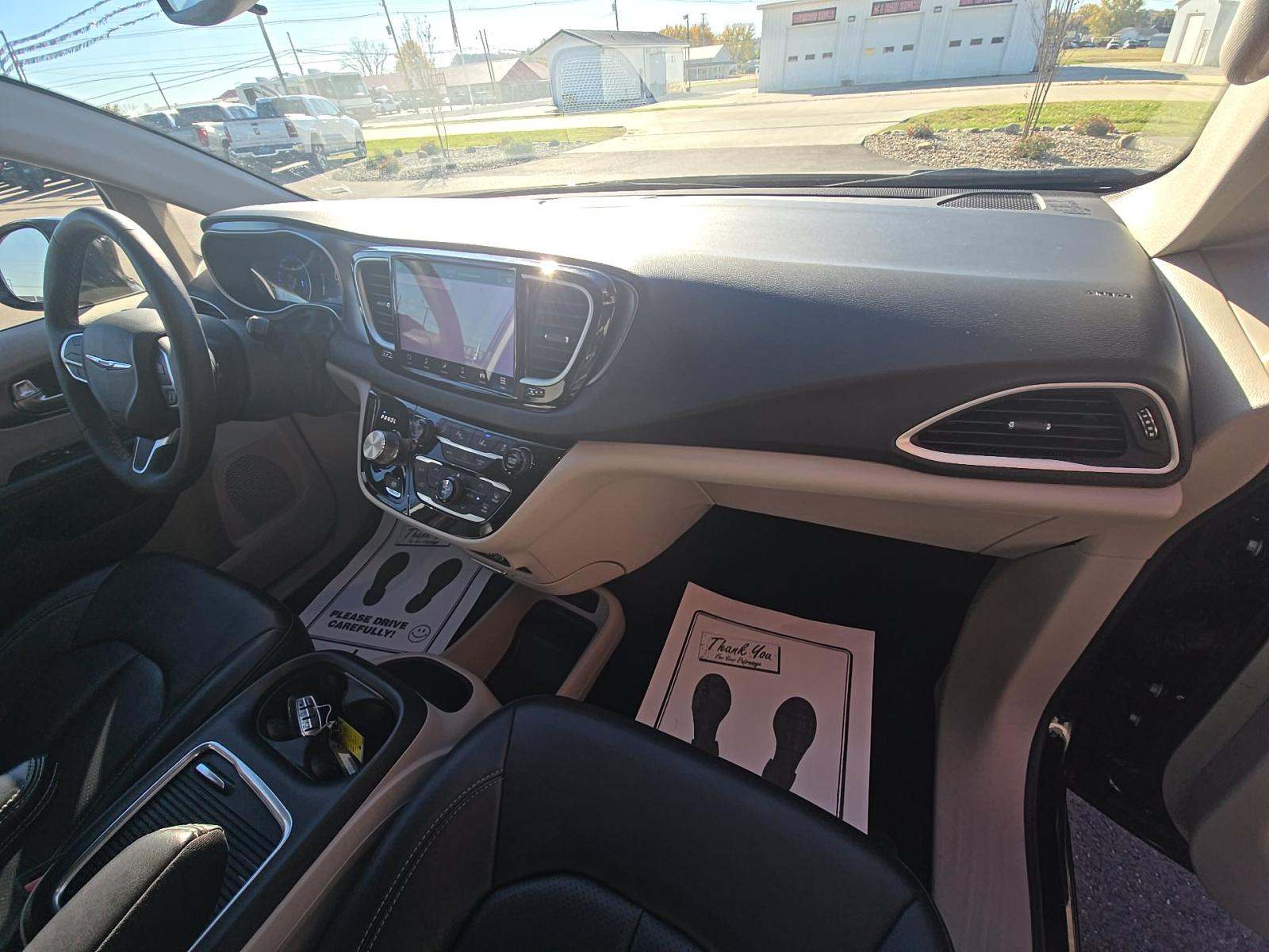 2024 Chrysler Pacifica Touring L FWD