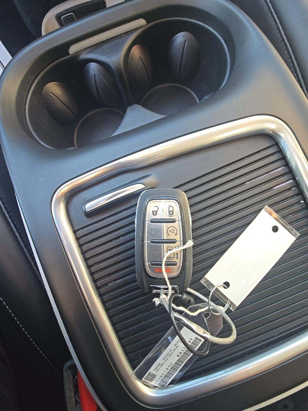 2024 Chrysler Pacifica Touring L FWD