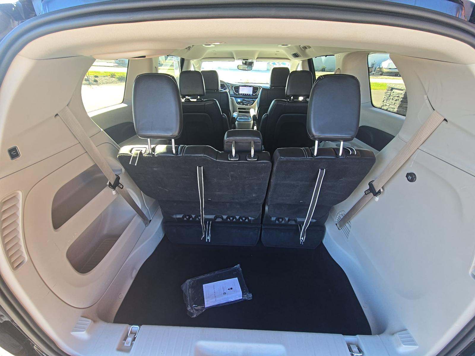 2024 Chrysler Pacifica Touring L FWD