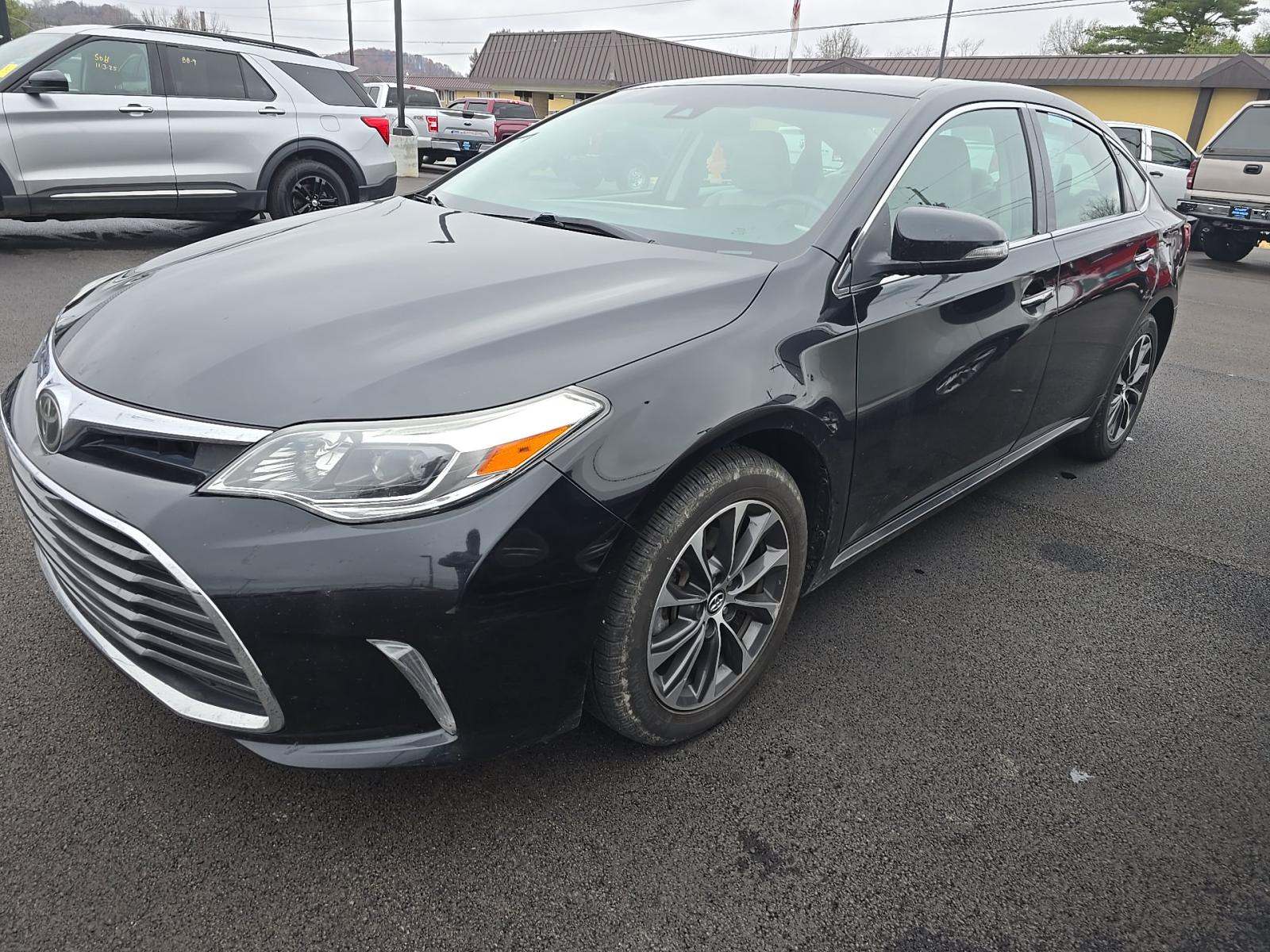 2018 Toyota Avalon XLE FWD