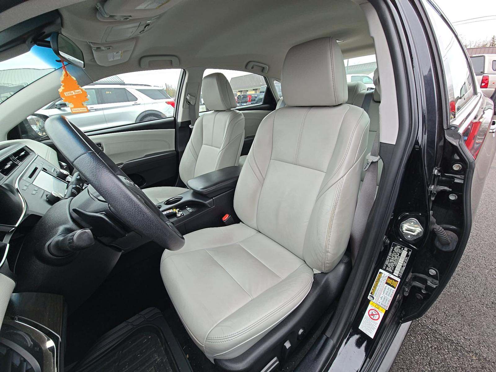 2018 Toyota Avalon XLE FWD