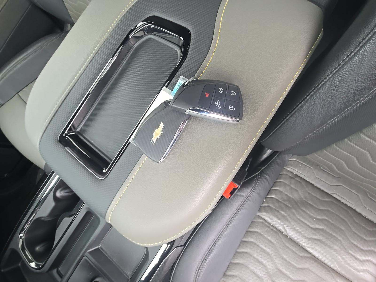 CHEVROLET SILVERADO - 8