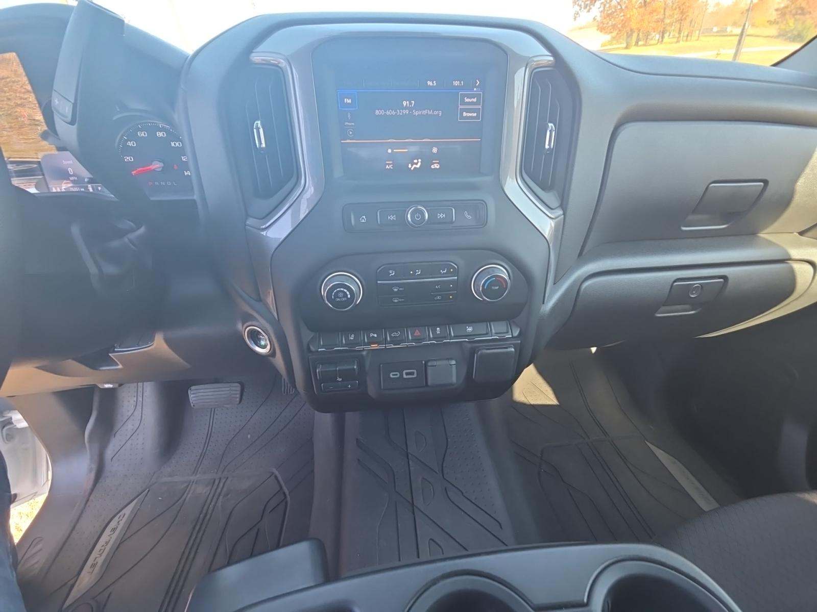 2024 Chevrolet Silverado 2500HD Custom AWD