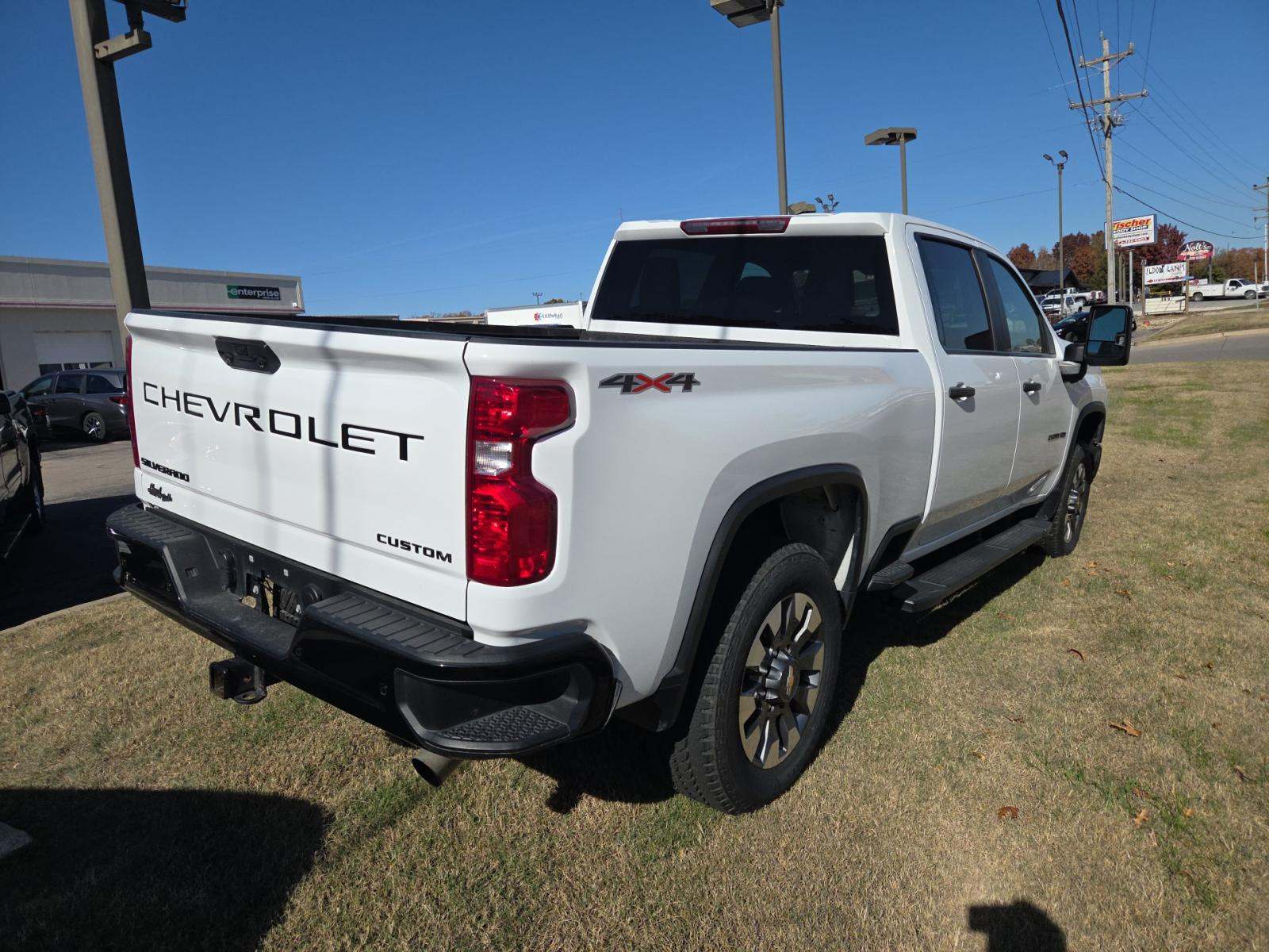 2024 Chevrolet Silverado 2500HD Custom AWD